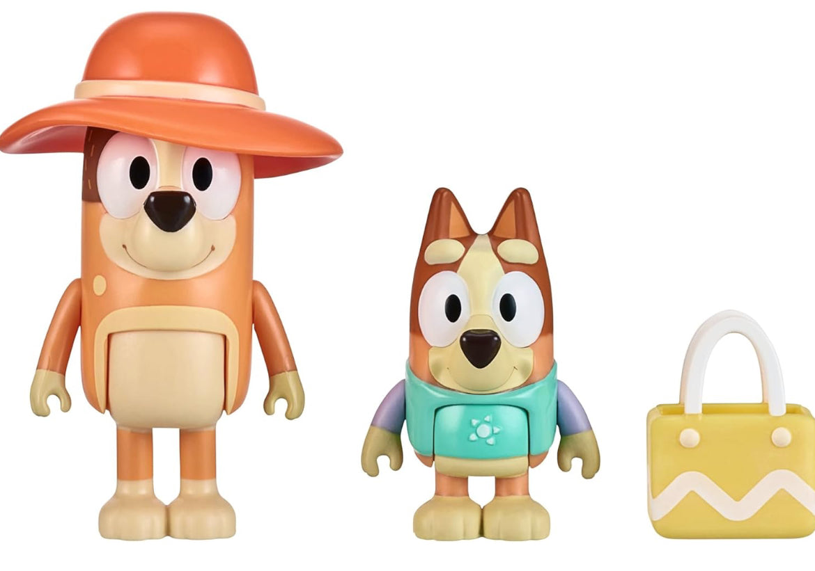 Bluey Beach Chilli & Bingo "Beach Day" Figurine Toy Set