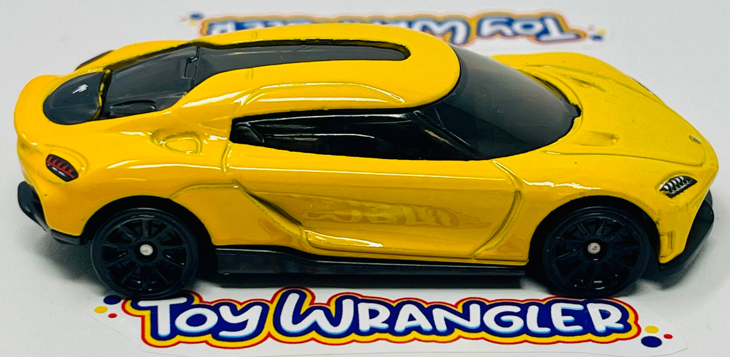 Hot Wheels Koenigsegg Gemera (Yellow)