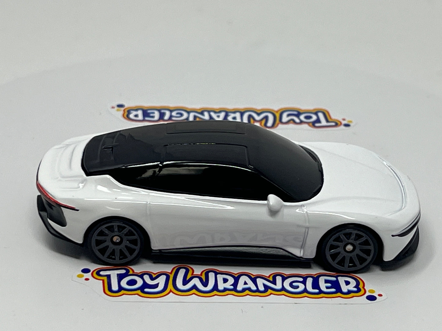 Hot Wheels Green Speed Delorean Alpha5 85/250 With Protector