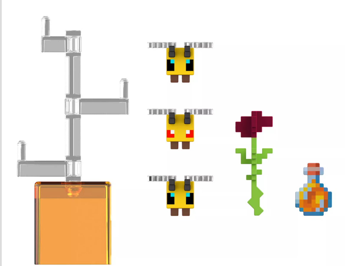 Mattel Minecraft Mini Bees Action Figure Trio & Accessories 6-Piece Set