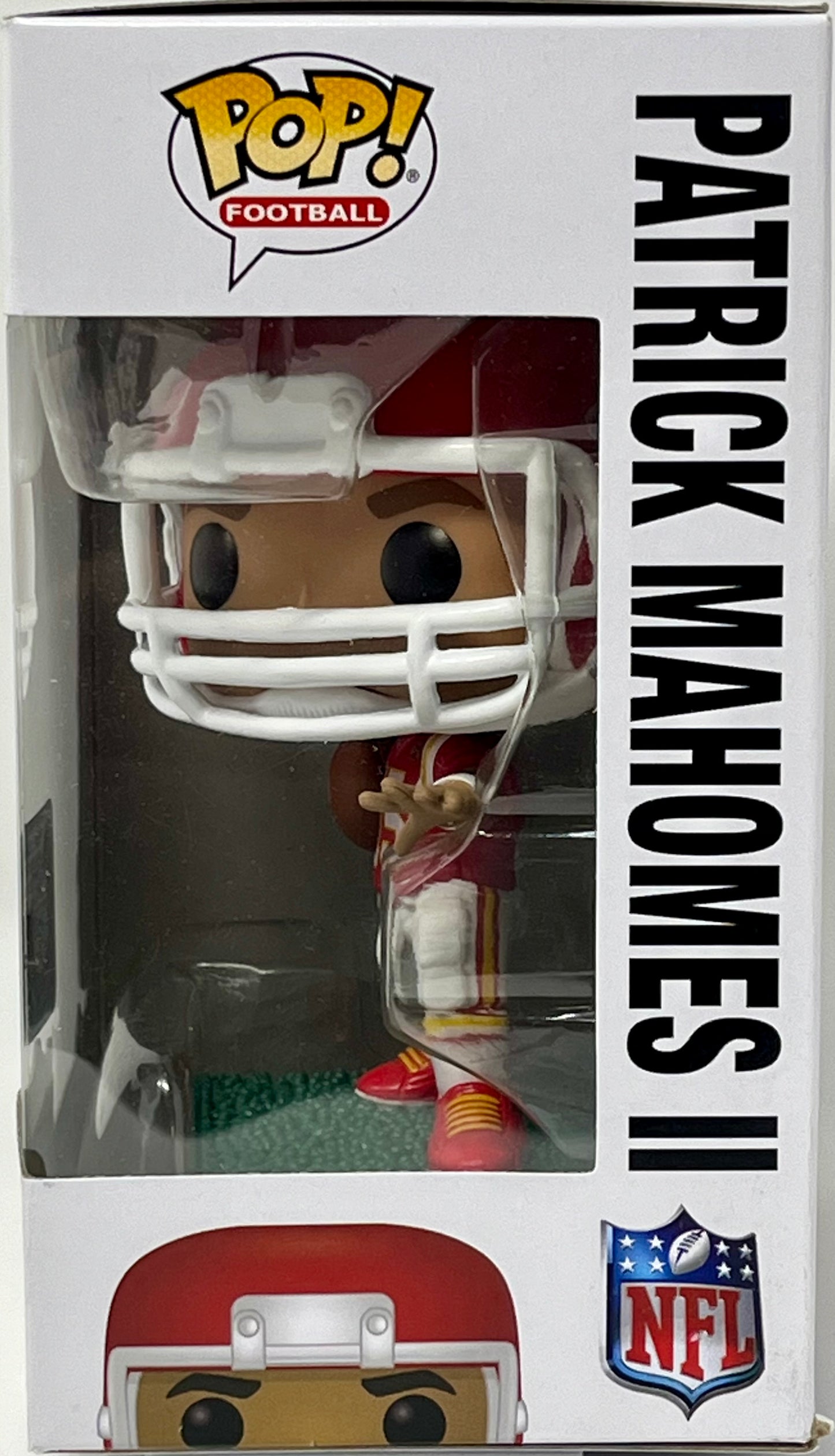 Funko POP! NFL Vinyl Figure -PATRICK MAHOMES II #148 with Protector