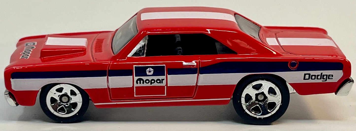 Hot Wheels MOPAR '68 Dodge Dart with Protector