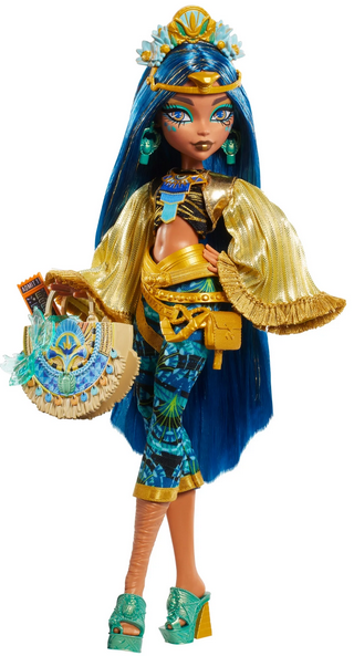 Monster High Monster Fest Cleo De Nile Fashion Doll with Festival Outfit, Band Poster and Accessories