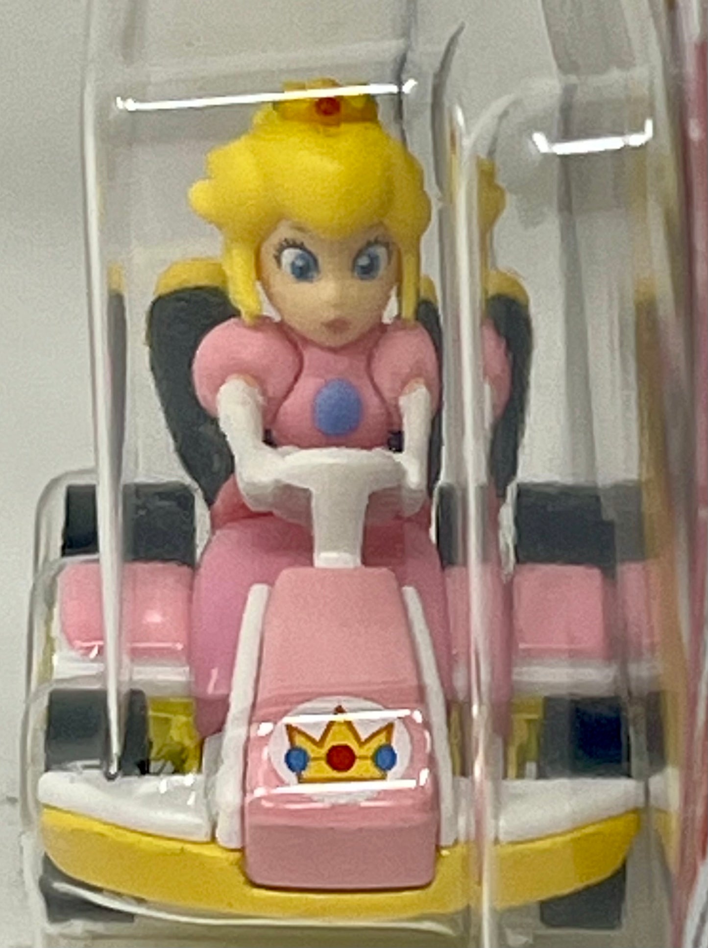 Hot Wheels Mario Kart Series Princess Peach - Standard Kart