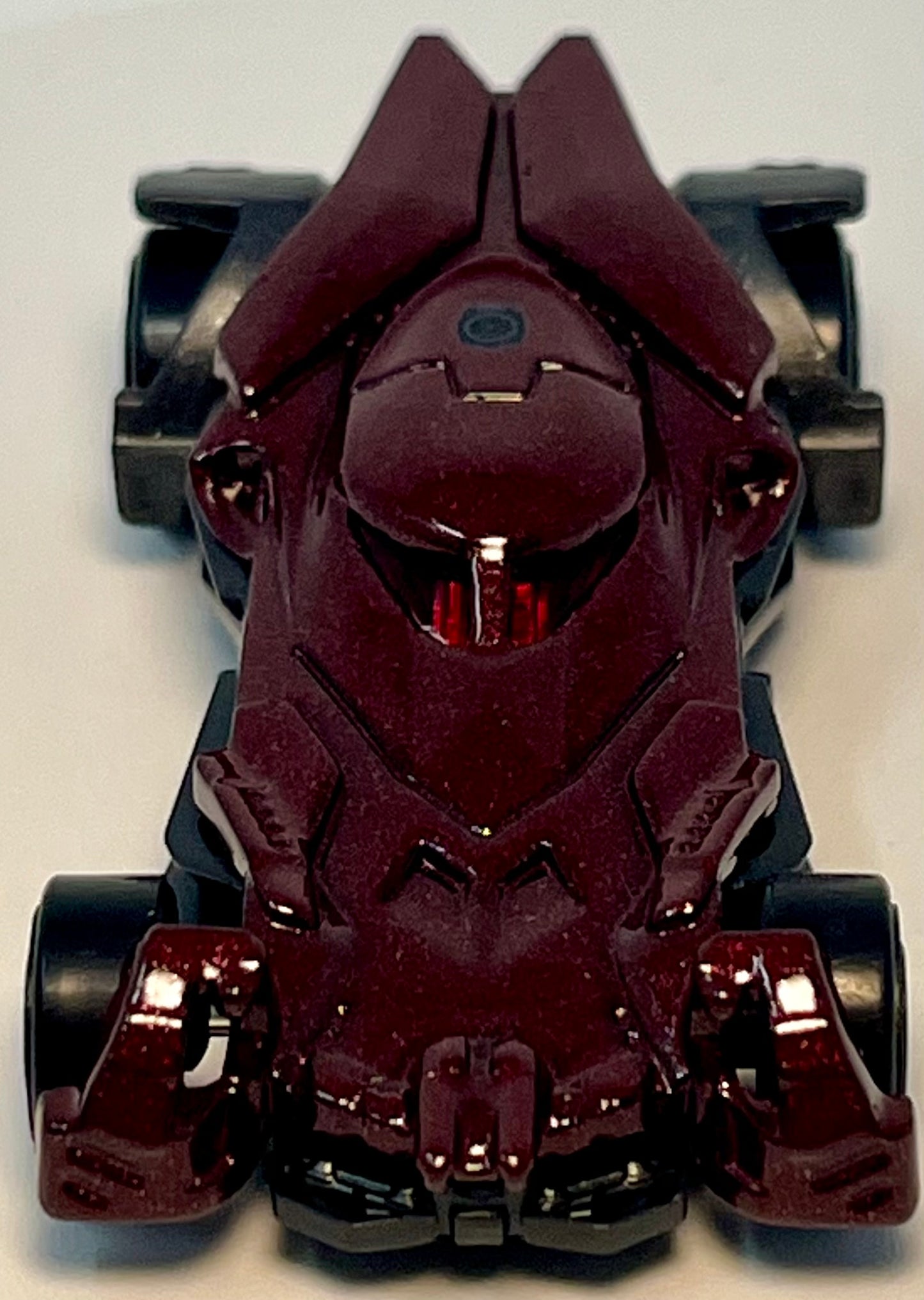 Hot Wheels Batman v. Superman Batmobile W/Protector(Burgundy) 5/5