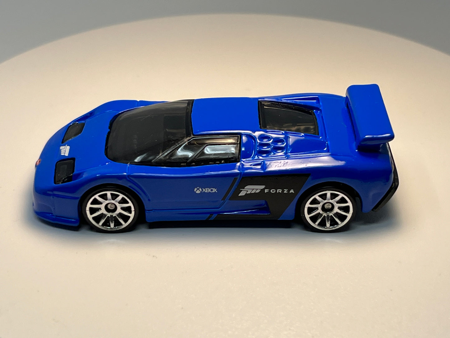 Hot Wheels FORZA ‘94 Bugatti EB110 SS 4/5