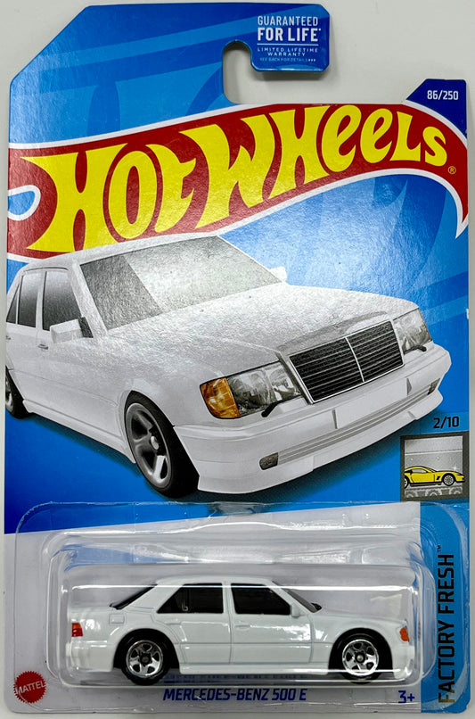 Hot Wheels Mercedes Benz 500 E (White) Factory Fresh 2/10