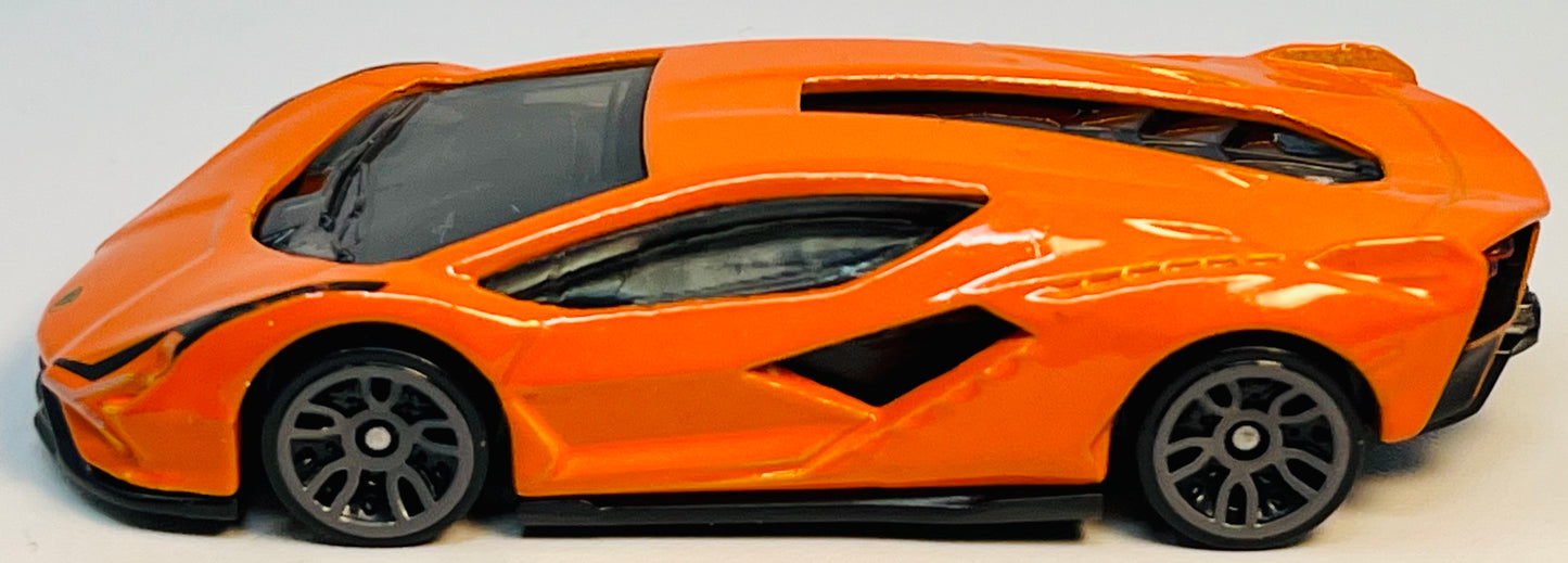 Hot Wheels Lamborghini Sian FKP 37 (Orange) with Protector