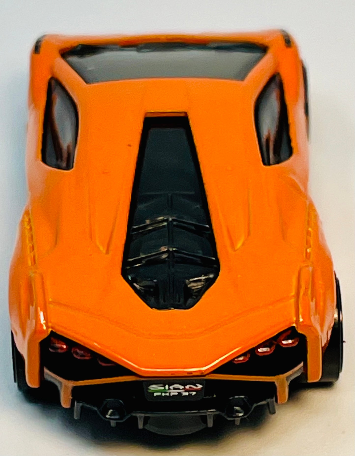 Hot Wheels Lamborghini Sian FKP 37 (Orange) with Protector