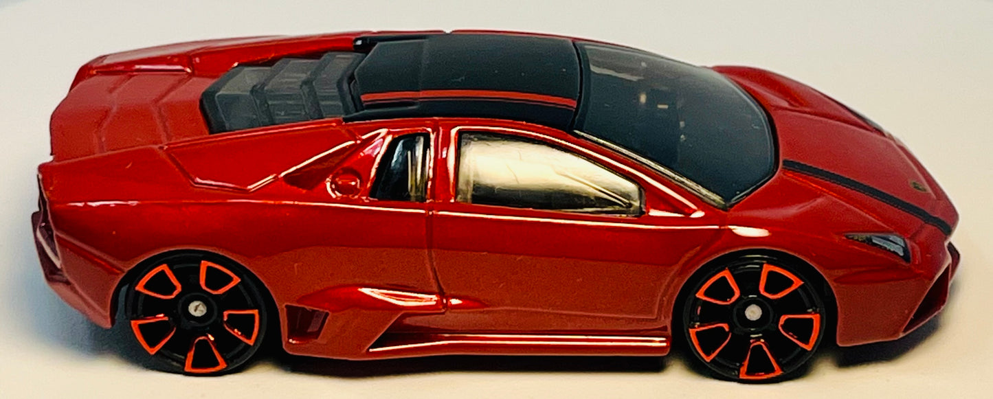 Hot Wheels Lamborghini Reventon Exotics (red) with Protector