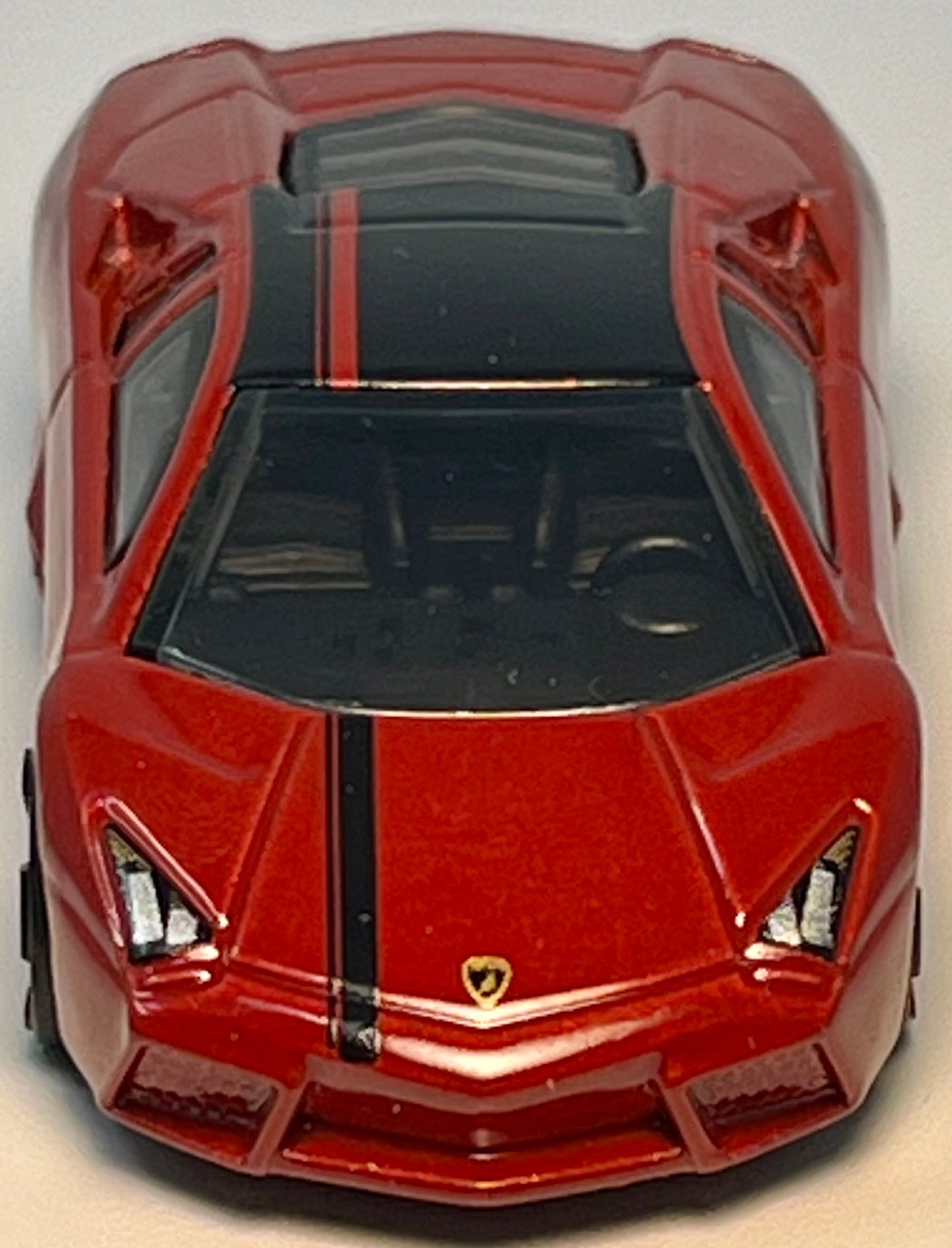 Hot Wheels Lamborghini Reventon Exotics (red) with Protector