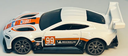 Hot Wheels Aston Martin Vantage GTE (White Gulf) with Protector