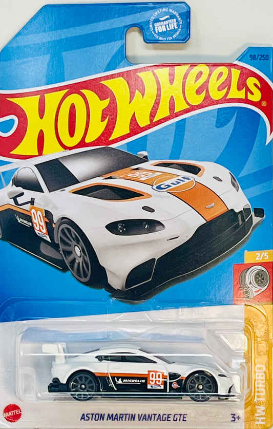 Hot Wheels Aston Martin Vantage GTE (White Gulf) with Protector