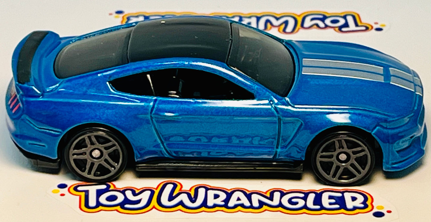 Hot Wheels Ford Shelby GT350R (Blue) Muscle Mania with protector