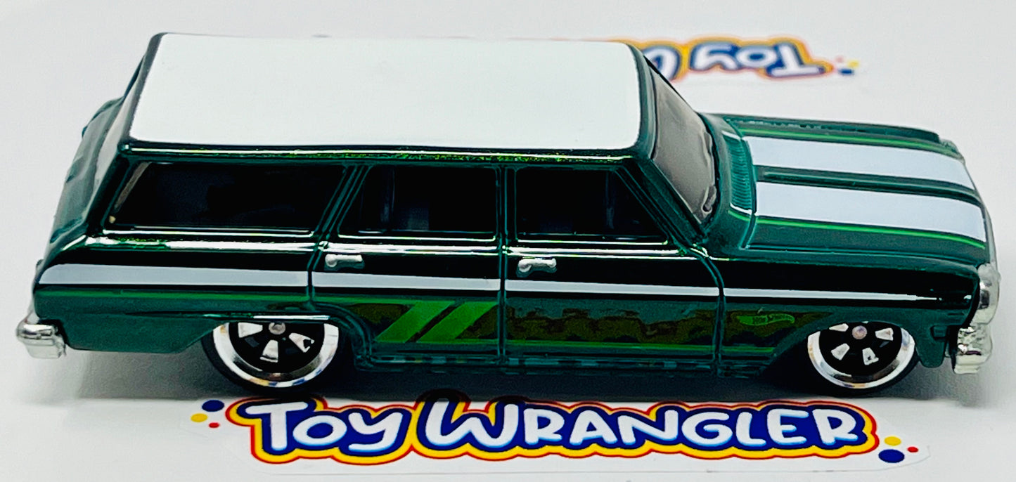 Hot Wheels Hot Wagons ‘64 Chevy Nova Wagon with Protector