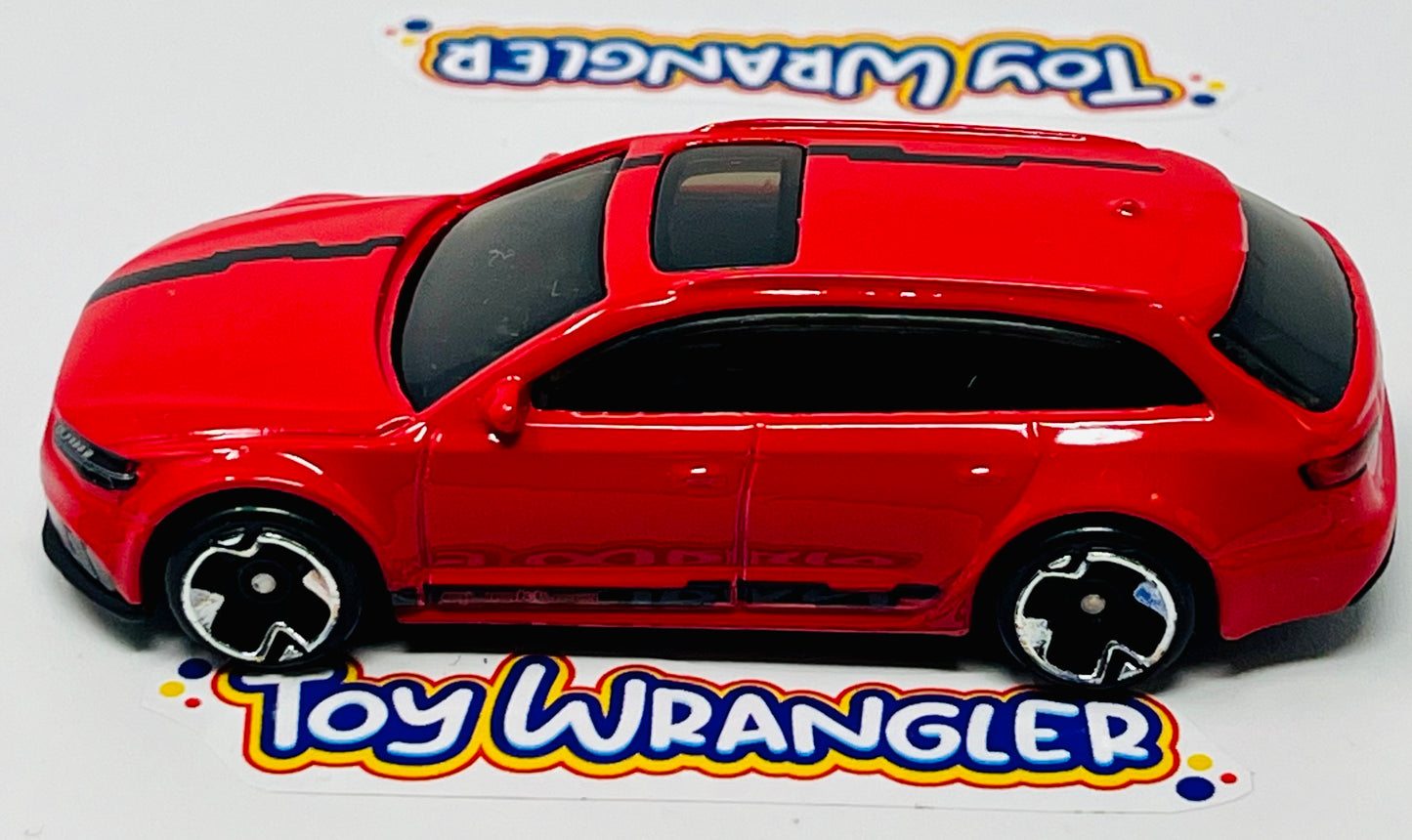 Hot Wheels Hot Wagons ‘17 Audi RS 6 Avant with Protector