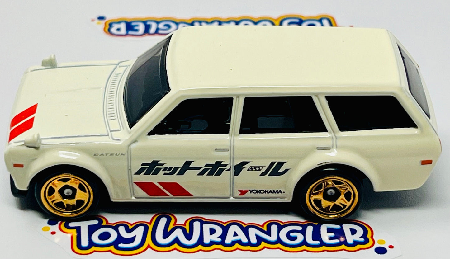 Hot Wheels Hot Wagons Datsun Bluebird Wagon (510) with Protector