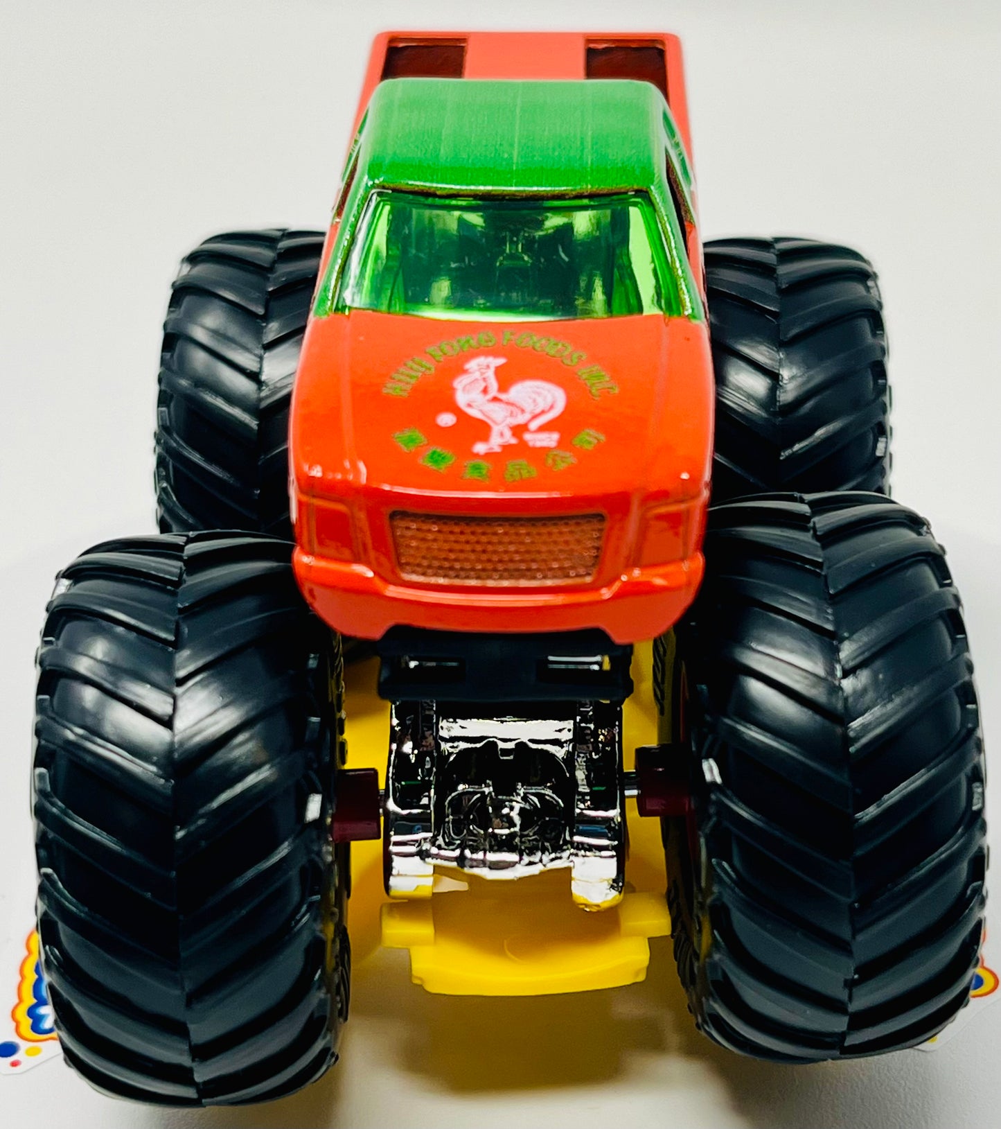 Hot Wheels Monster Truck Sriracha Hot Sauce w/Crash & Connect Car