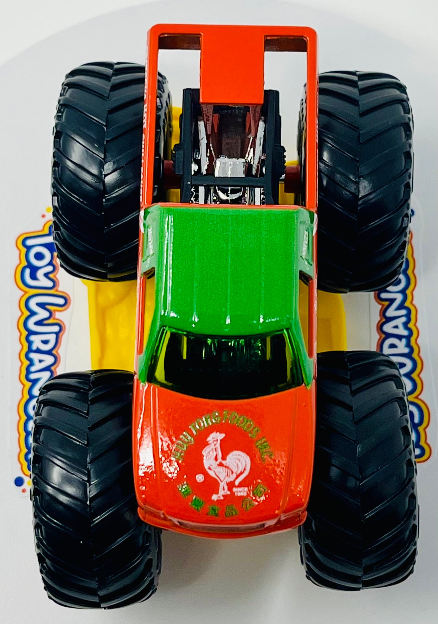 Hot Wheels Monster Truck Sriracha Hot Sauce w/Crash & Connect Car