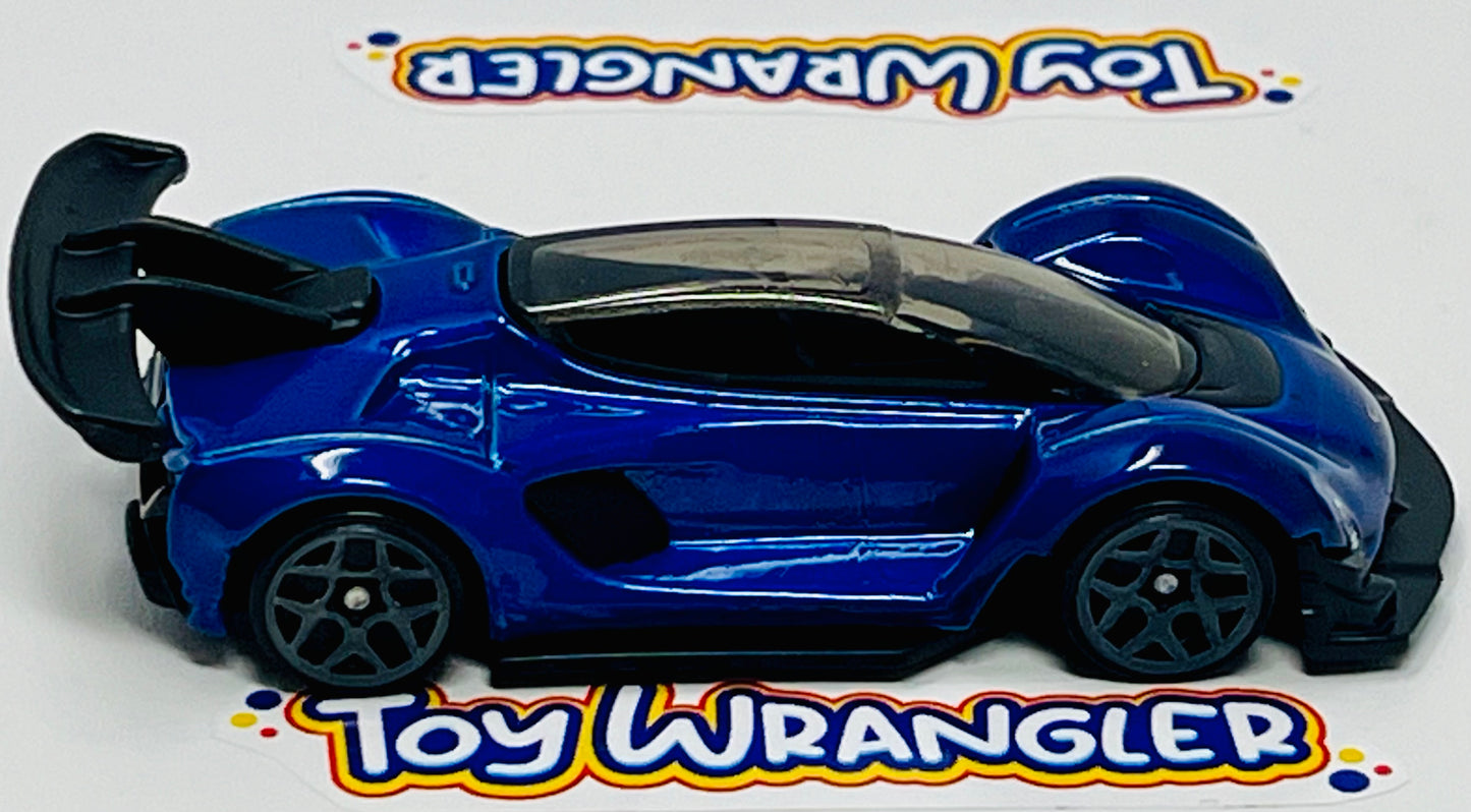 Hot Wheels Czinger 21C (Blue) HW GREEN SPEED with Protector