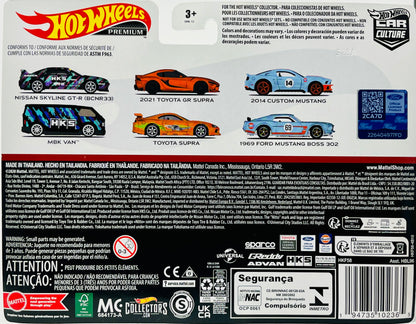 Hot Wheels HKF58 Premium 2-Pack 1969 Ford Mustang BOSS 302/2014 Custom Mustang