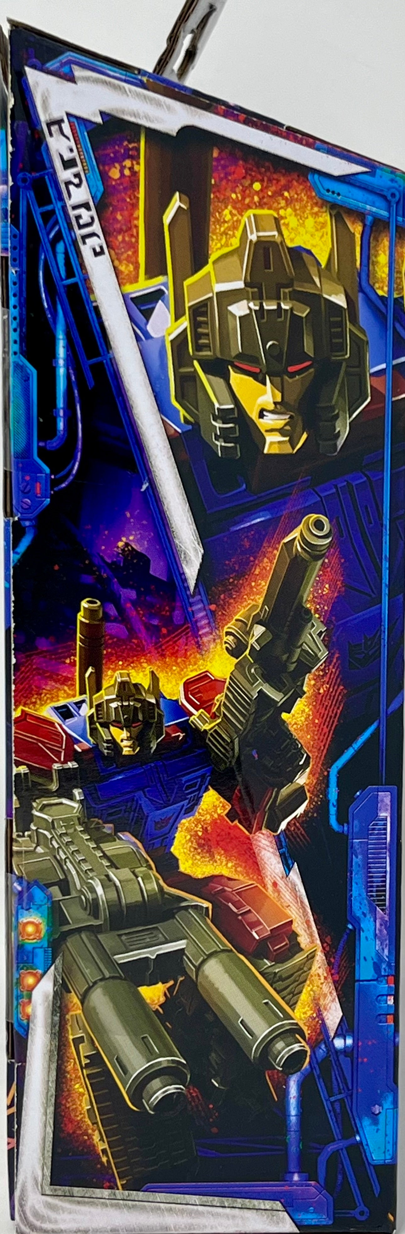 Transformers Generation Legacy Generation 1 Quake Deluxe Action Figure Generation 1