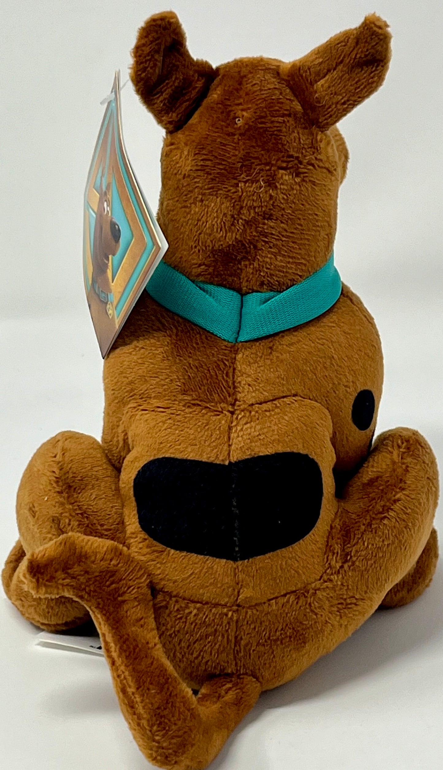 Scooby Doo 6 inch plush by Basic Fun