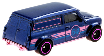 Hot Wheels Pearl and Chrome 67 Austin Mini Van 2/5