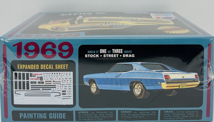 AMT 1:25 1969 Ford Galaxie Hardtop Plastic Model Kit AMT1373/12
