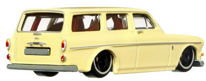 Hot Wheels Premium - Boulevard Series 50 - Volvo P220 Amazon Estate