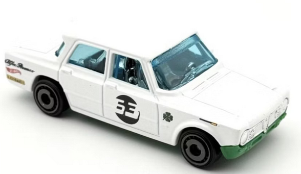 Hot Wheels Alfa Romeo Giulia TI Super 195/250 Compact Kings 7/10 2025