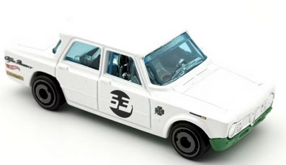 Hot Wheels Alfa Romeo Giulia TI Super 195/250 Compact Kings 7/10 2025