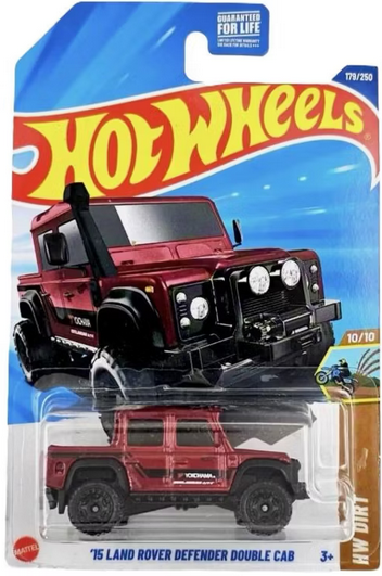 Hot Wheels 2015 Land Rover Defender Double Cab Red 179/250 HW Dirt 10/10