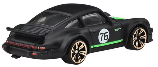 Hot Wheels Porsche 934 Turbo RSR Neon Speeders 2025