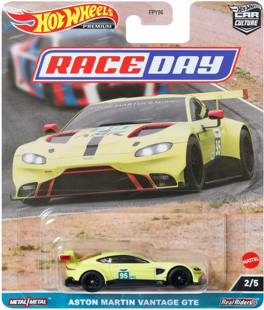 Hot Wheels Premium Aston Martin Vantage GTE Race Day Car Culture 2/5