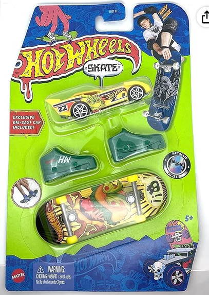 Hot Wheels Skate 2022 - Maximum Leeway - Tony Hawk - Metallic Skateboard and Car