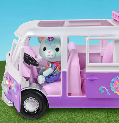Sunny Days Entertainment Rainbow Ridge Honey Bee Acres Poseable Unisex Doll Playsets (1) Figure