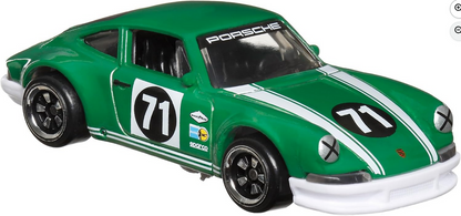 Hot Wheels 1971 Porsche 911 Green Vintage Racing Club 5/6