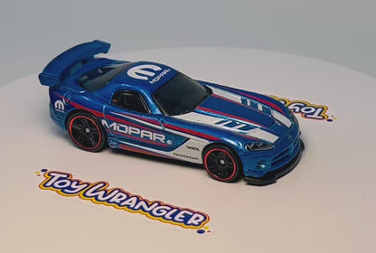 Hot Wheels MOPAR Dodge Viper SRT10 ACR with Protector